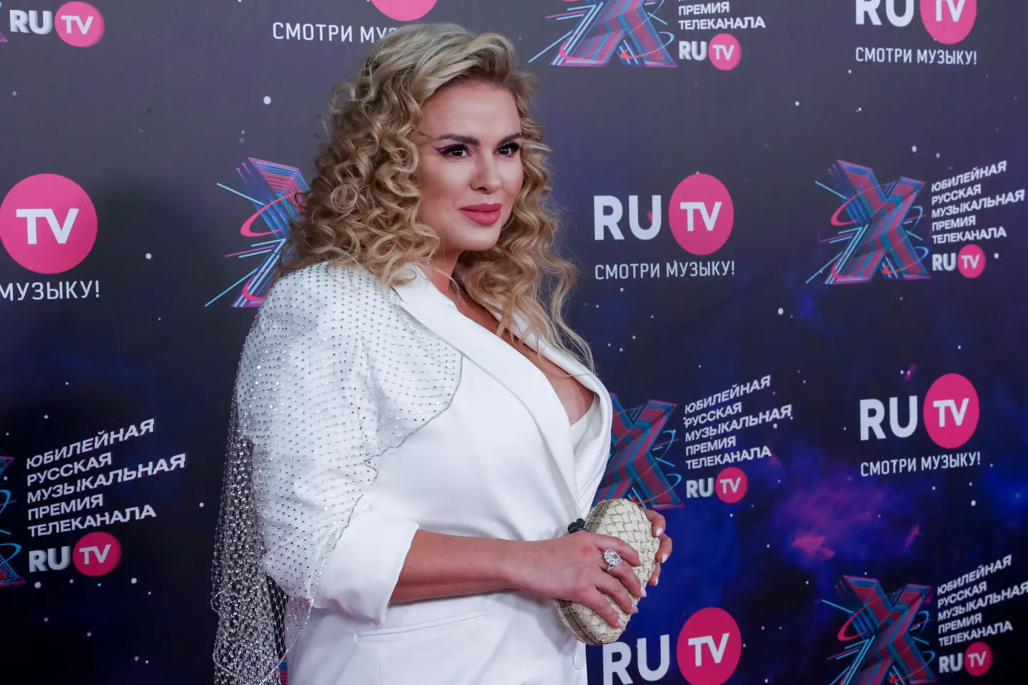 Анна Семенович.