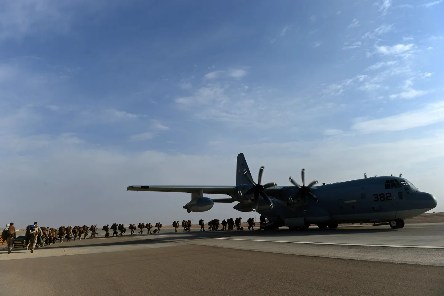 USA sõjaväelased Camp Bastionist lahkumas.