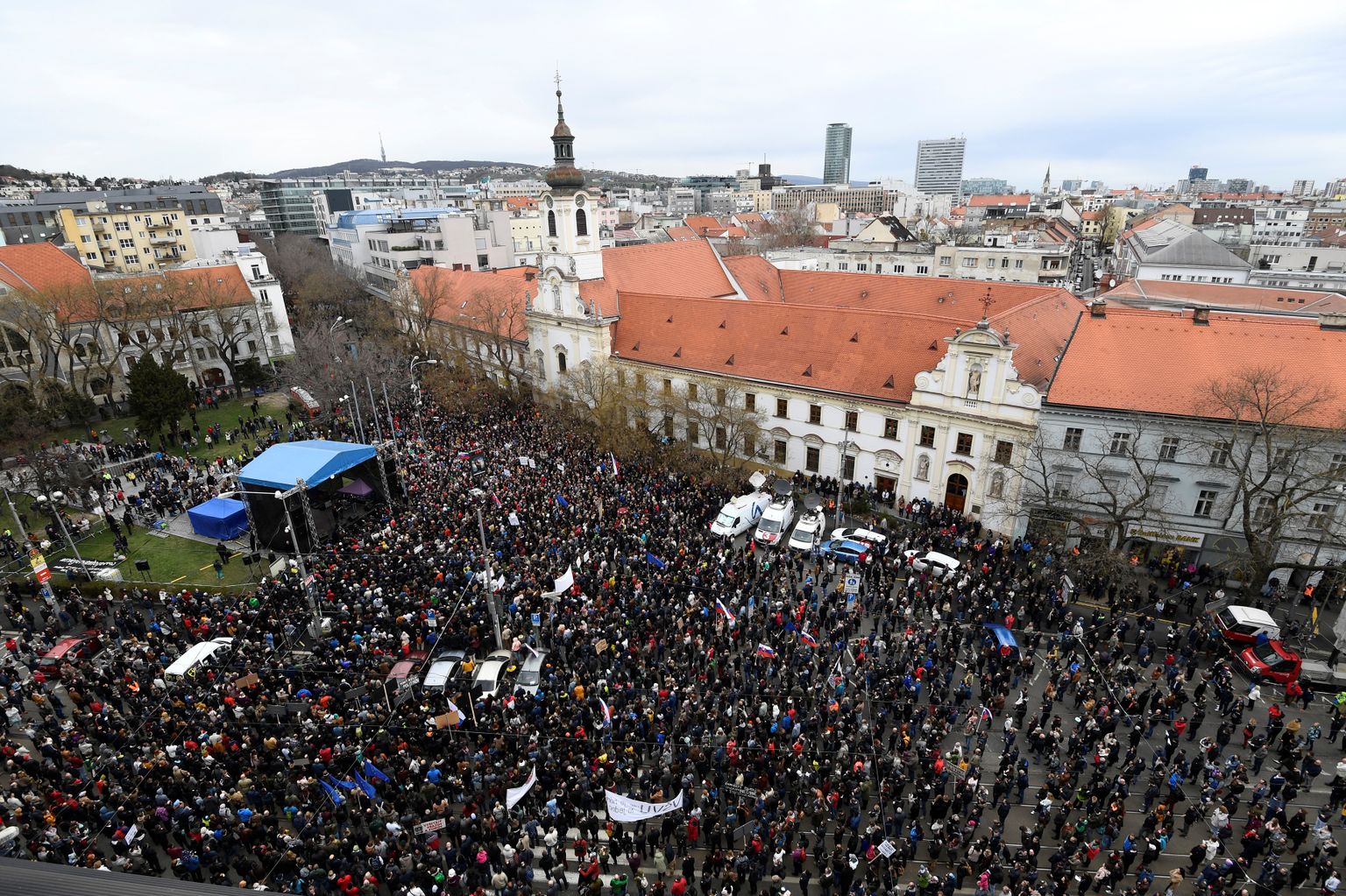 Slovakkia pealinnas Bratislavas 5. aprillil korraldatud meeleavaldus.