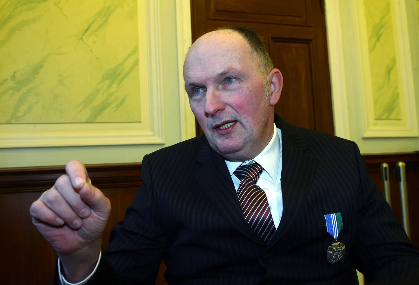 Igor Ellisson.