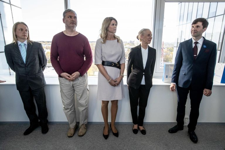 Martin Helme rahandusministrina oma nõunikega (vasakult): Rain Epler, Lasse Lehis, Kristel Menning ja Kersti Kracht. 