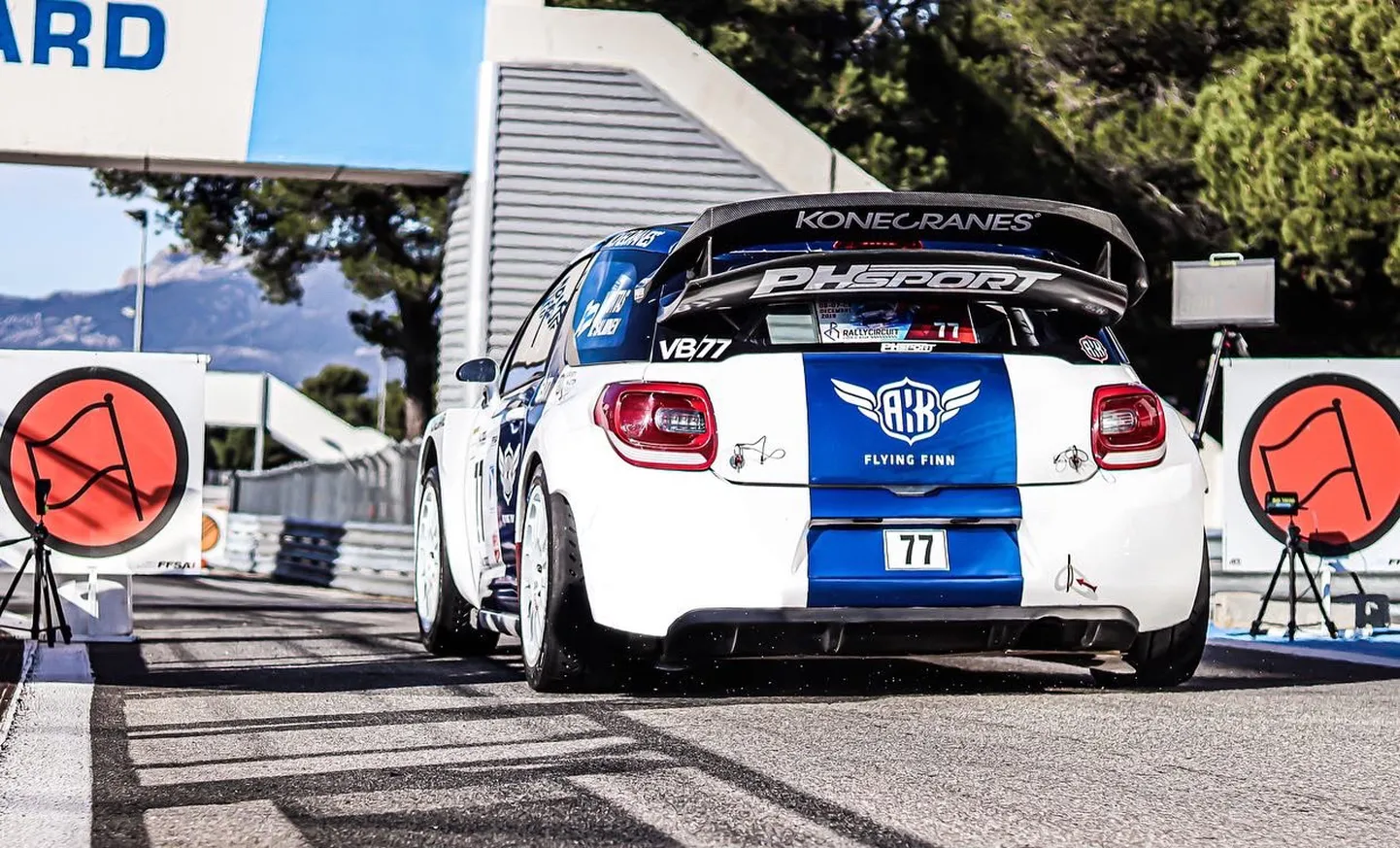 Valtteri Bottase ralliauto