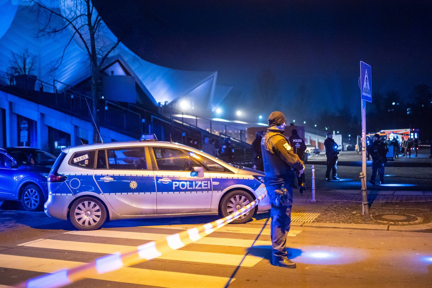 Politsei on sulgenud tulistamispaiga Berliini Tempodromi juures.
