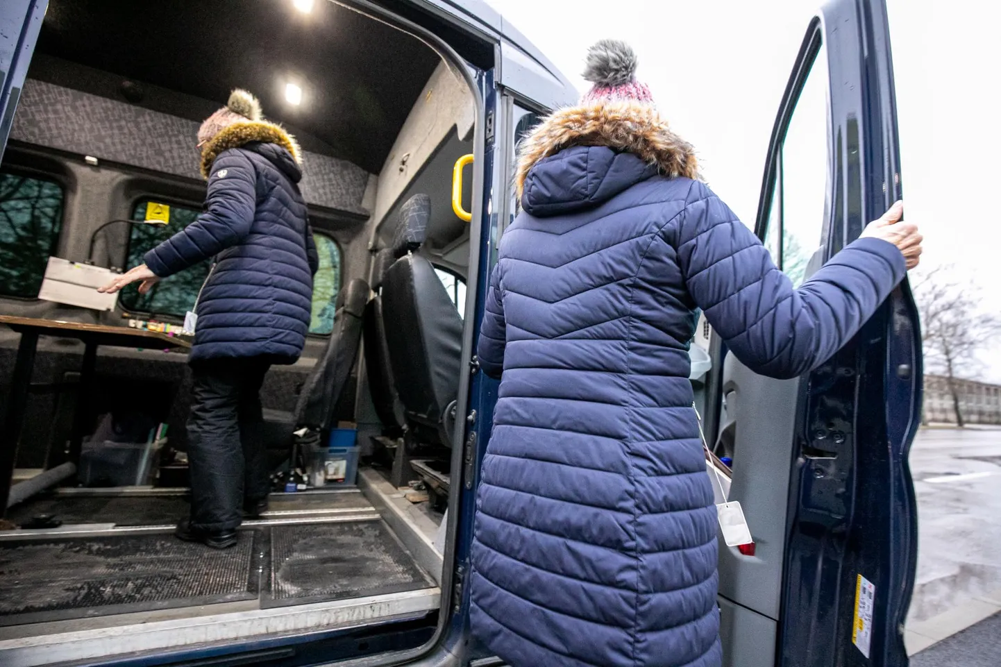 Mõistlik on bussi sisenemisel oma ühistranspordikaart registreerida, valideerida või piiksutada kui vahele jäämisel korrakaitseteenistuse bussis selgitusi anda.