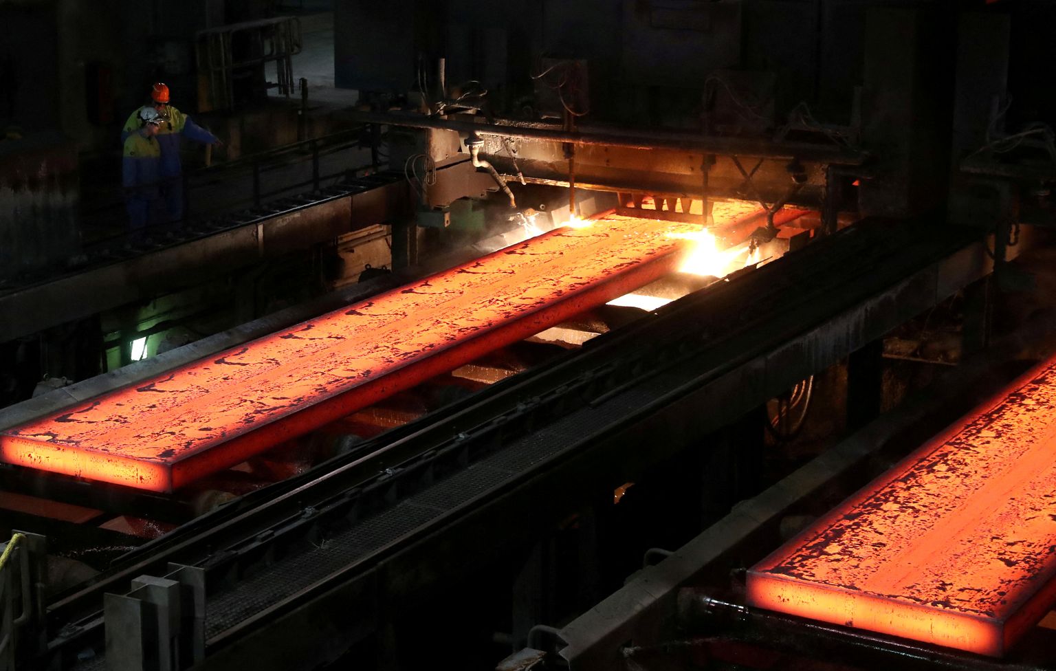 Kuumad alumiinium plaadid Tata terasetööstuses Hollandis, 3. aprill 2019. a.