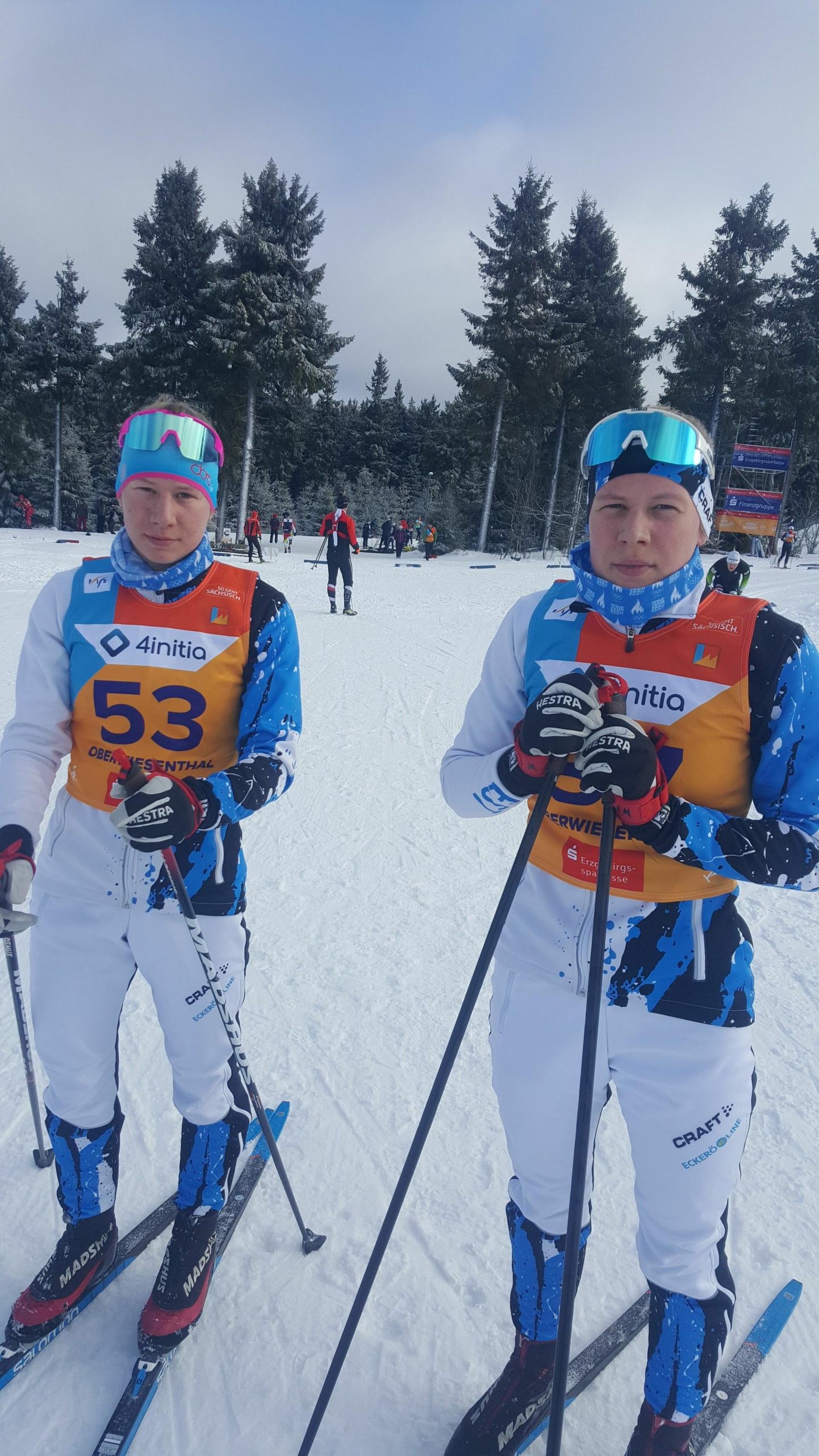Keidy Kaasikule (vasakul) ja Kaidy Kaasiku suusatasid Soomes parimate sekka.