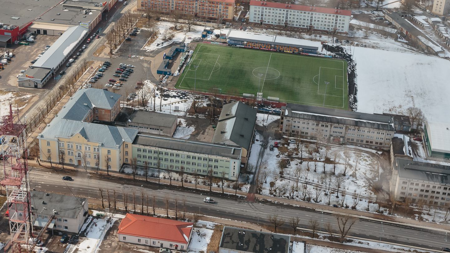 Narva linnasüdames paiknev kvartal, kus hakatakse olemasolevat Kesklinna kooli renoveerima ja uut riigigümnaasiumi rajama.