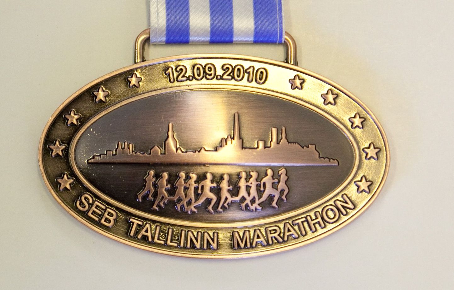 Priit Verlini disainitud SEB Tallinna sügisjooksu medal.