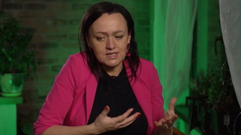 Звезда реалити-шоу Агрита прячет детей из-за угроз партнера