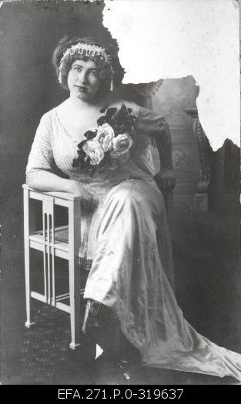 Näitleja Olga Mikk-Krull 1913.