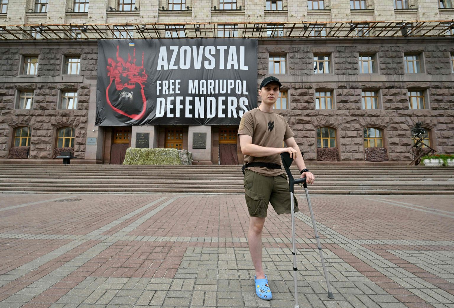 Боец батальона «Азов» Владислав Жайворонок в Киеве, 16 августа 2022 года.
