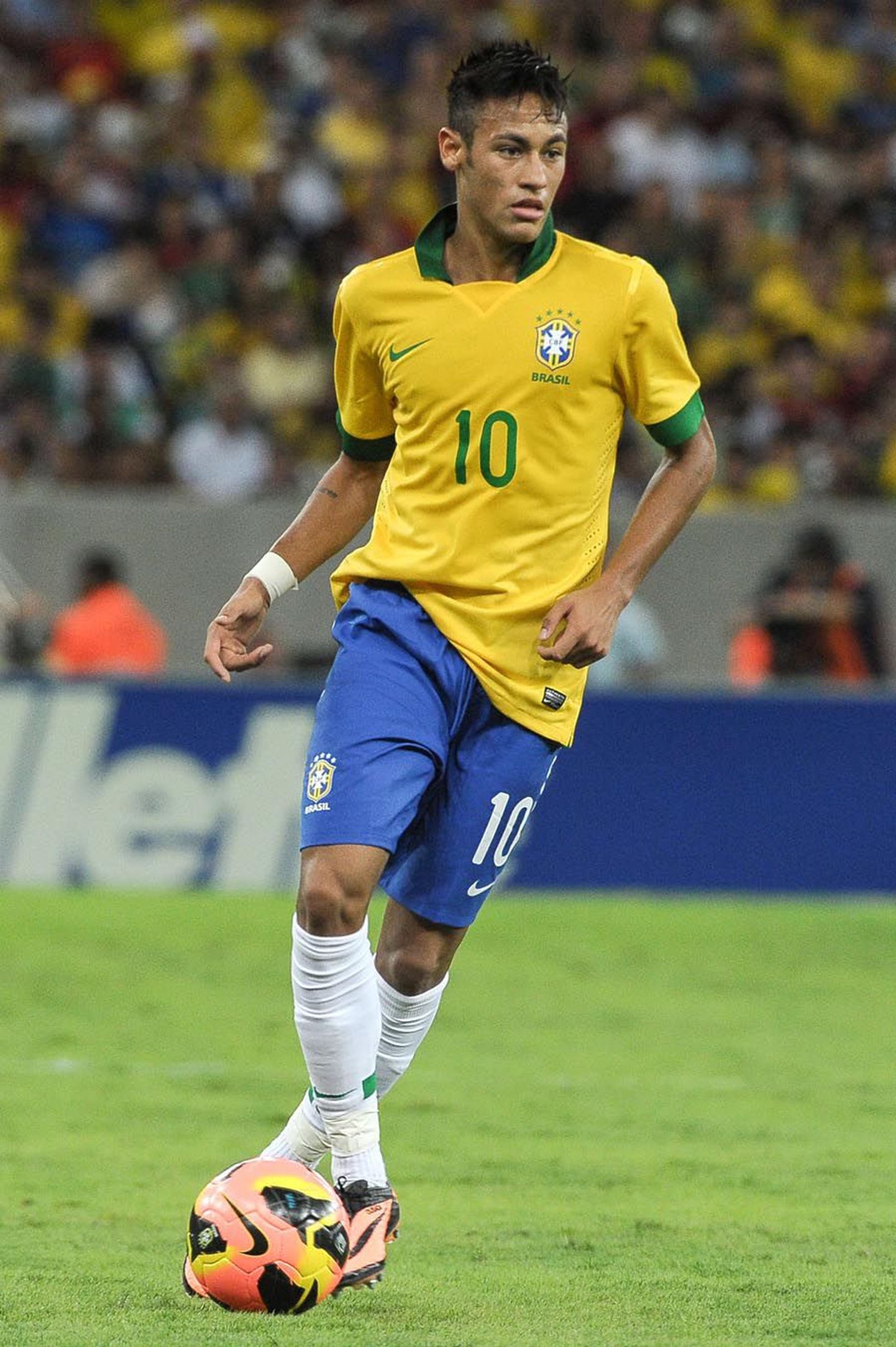21-aastases Neymaris nähakse meest, kes võiks kodusel MMil tuua Brasiiliale ihaldatud tiitli. Peaproov selleks algab juba järgmisel nädalal.