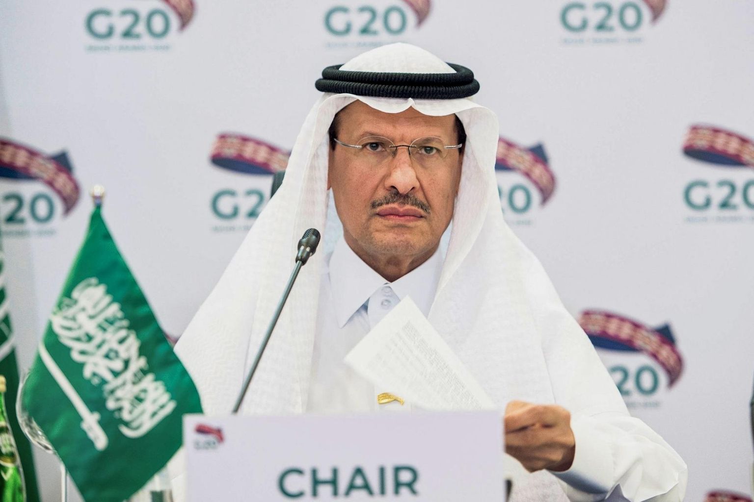 Printsist energiaministri Abdulazizi sõnul näeb ta siiski mõningaid märke, et koroonaviiruse pandeemia tagajärjel kolmandiku võrra kukkunud nõudlus nafta järele hakkab taastuma.
