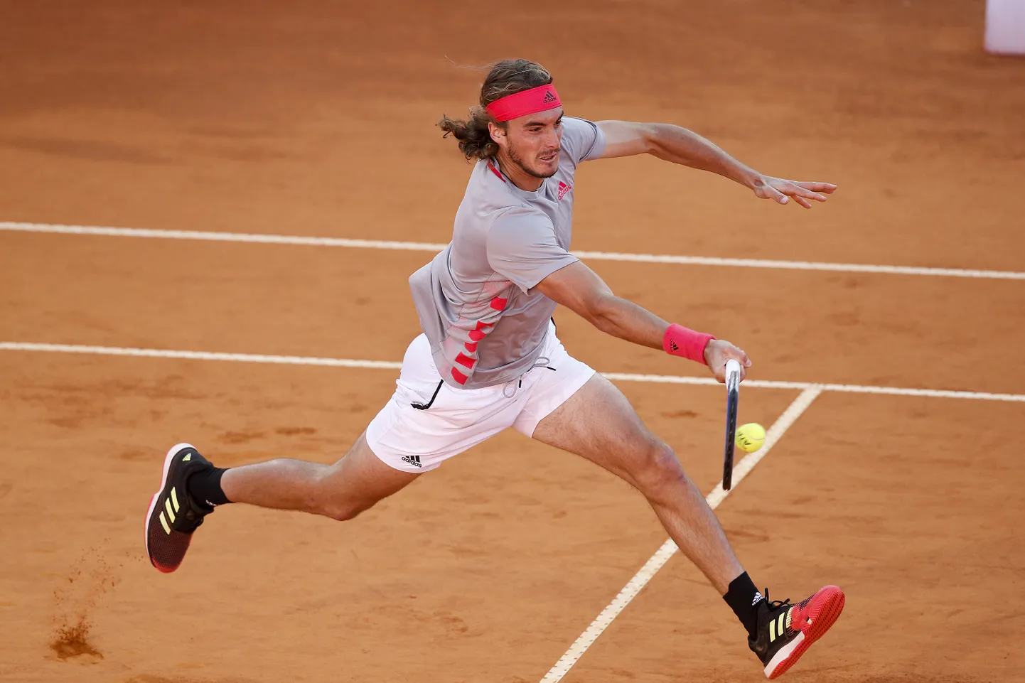 Tsitsipas alistas eile Estorilis Guido Andreozzi ning astus sammu lähemale karjääri kolmandale ATP tiitlile