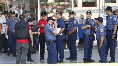 Jõuk ründas Filipiinidel Eesti aukonsulaati, politsei pidas kinni üle 20 inimese