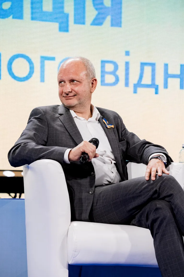 Matti Maasikas esinemas juulis 2023 Kiievis konverentsil «Ukraina tee Euroopa Liitu».