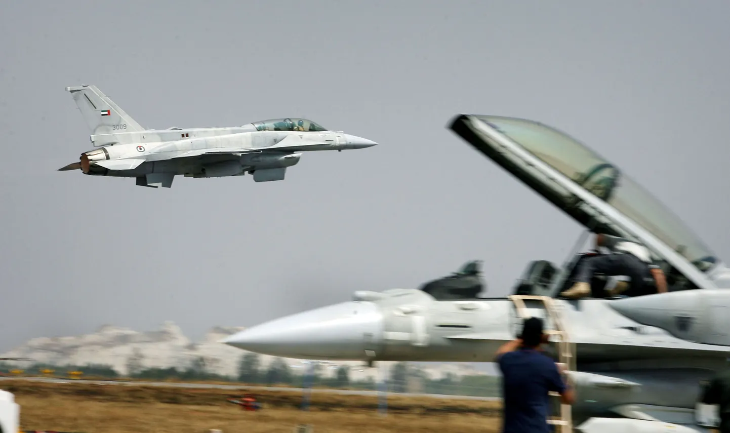 USA õhujõudude hävitaja F-16