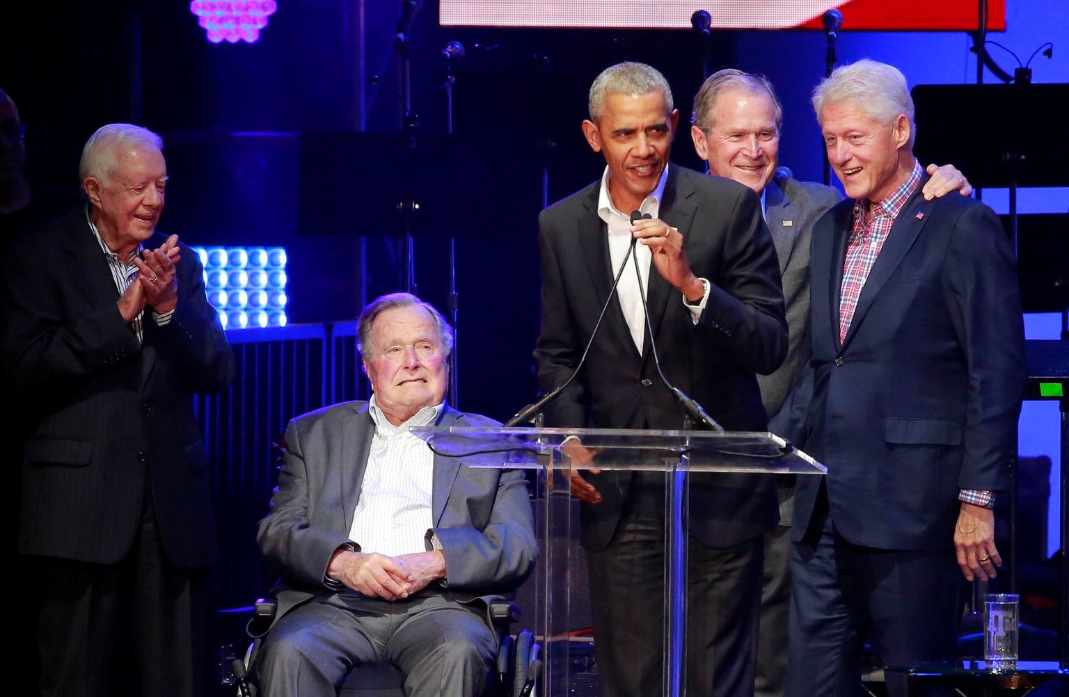 Jimmy Carter, George H.W. Bush, Barack Obama, George W. Bush ja Bill Clinton.