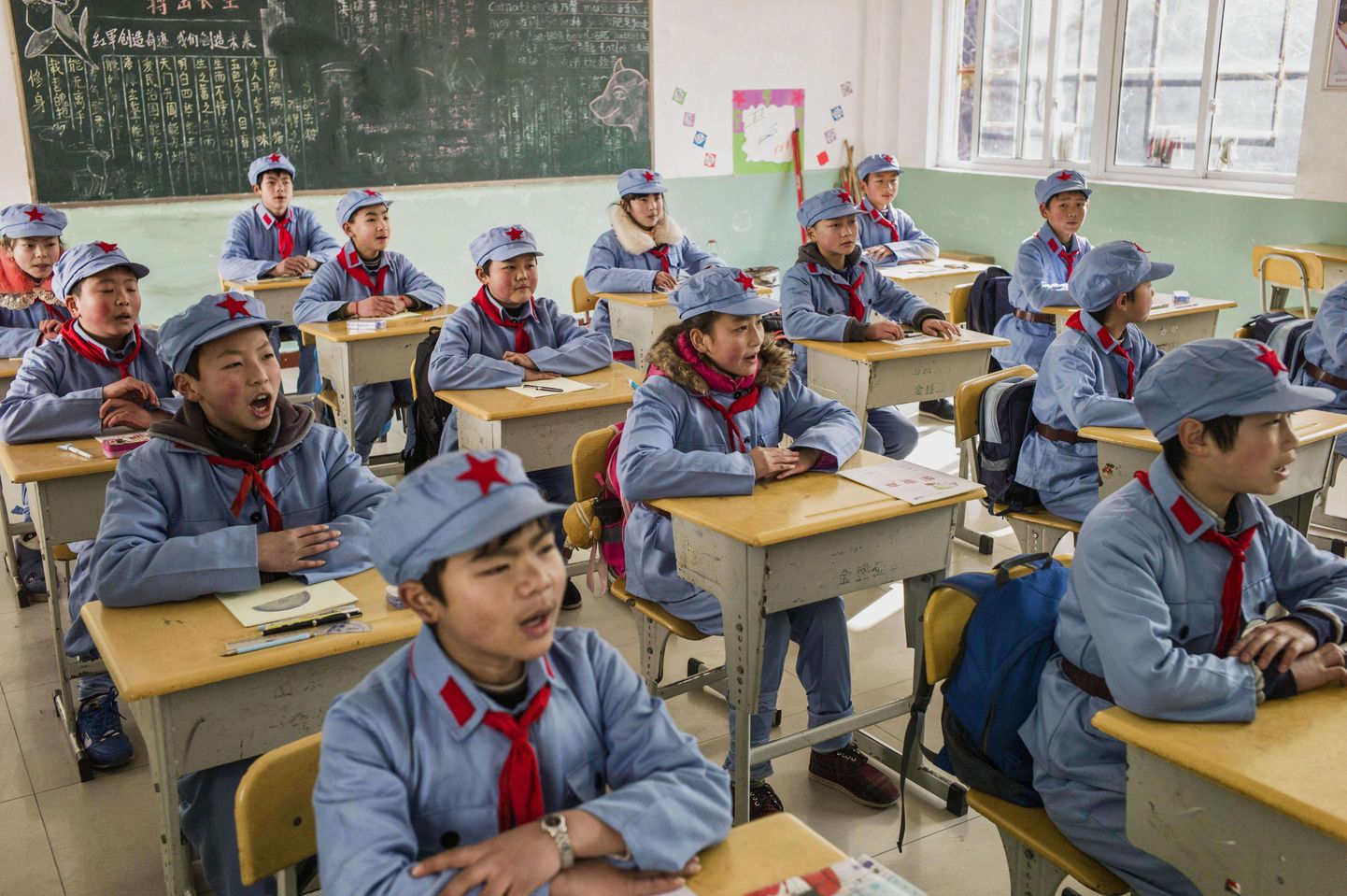 Koolilapsed Hiina sõjaväekoolis.