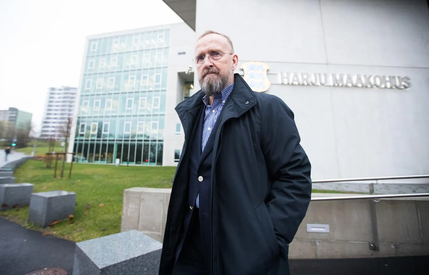 Mati Alaver mullu novembris pärast süüdimõistvat kohtuotsust Harju maakohtu ees.