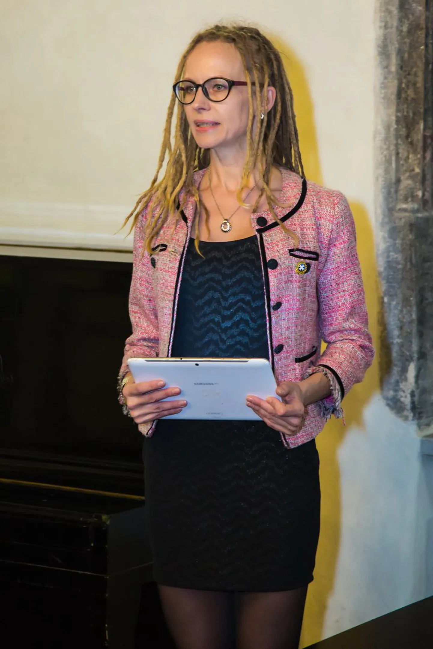 GALERII! Alice Järveti raamatu «Täiuslik tundmatus» esitlus Rooma Katoliku kiriku Pauluse saalis. Kerttu Rakke