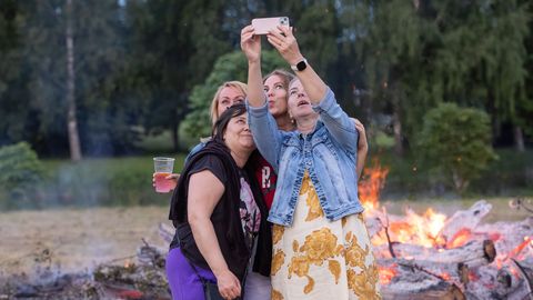 HEA TEADA ⟩ Jaaniõhtu paneb mobiilivõrgud proovile
