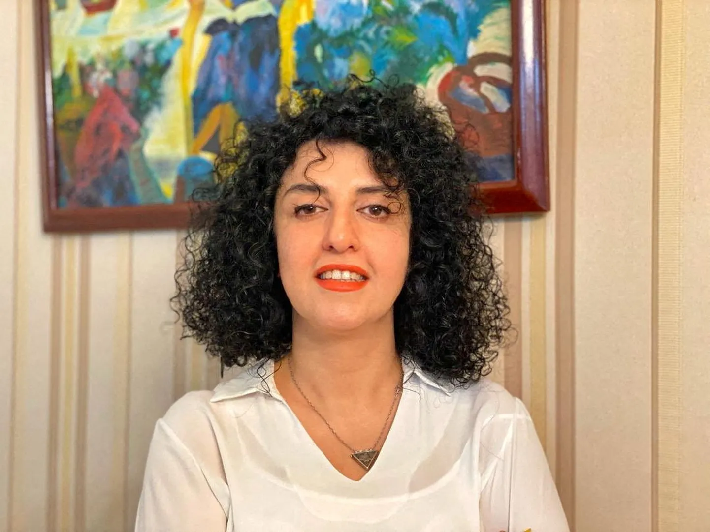 Nobeli rahupreemia laureaat ja inimõiguslane Narges Mohammadi perefotol, mille tegemise aega ega kohta pole täpsustatud.
