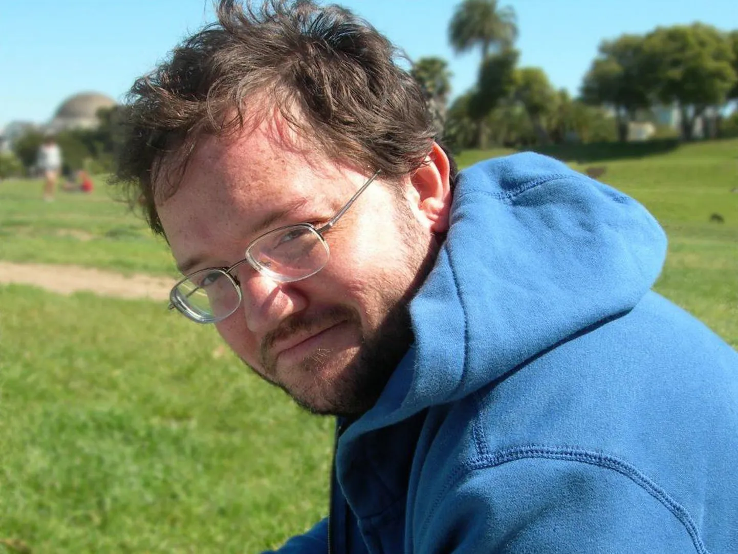 Carlos Bueno.