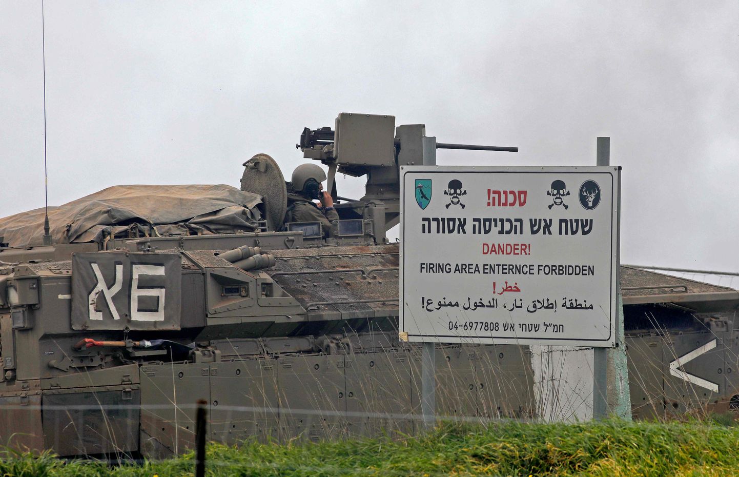 Iisraeli armee tugipunkt Golani kõrgendikel.