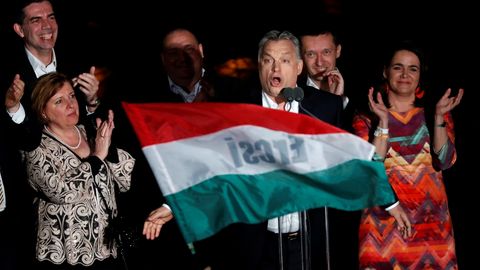 KOHALIK VAADE. Ungari värvus Orbáni juhtimisel oranžiks