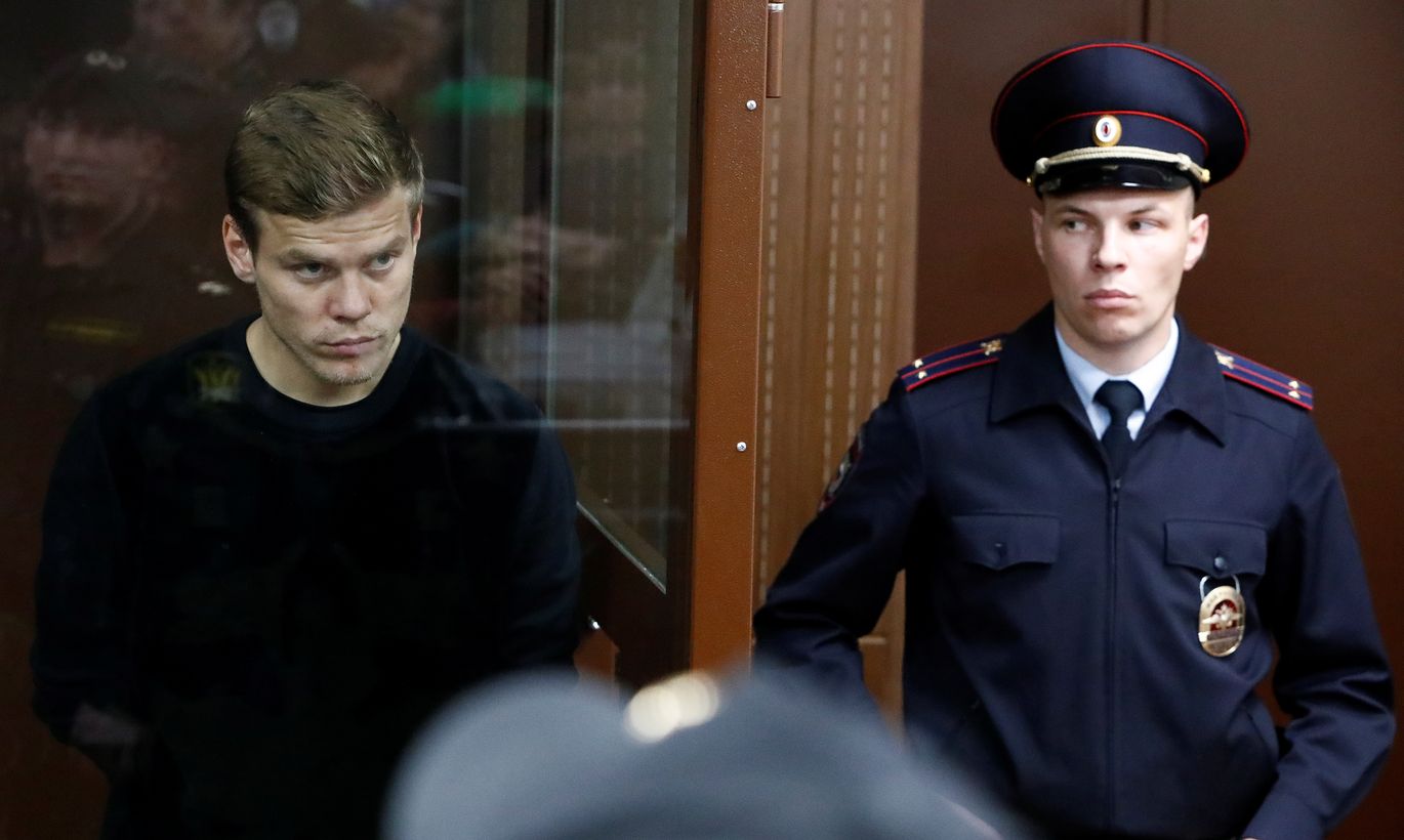 Вместе на воле, вместе и за решеткой арестованным за