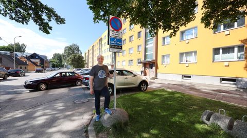 Rattatee rajamisel kaob sada parkimiskohta, elanikud ärevil