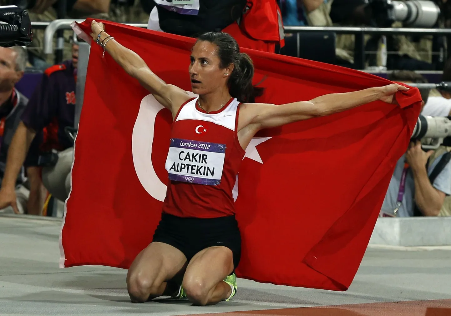 Läinud suvel võitis türklanna Asli Cakir Alptekin Londonis 1500 meetri jooksu olümpiakulla, nüüd on aga dopinguskandaali keskmes.