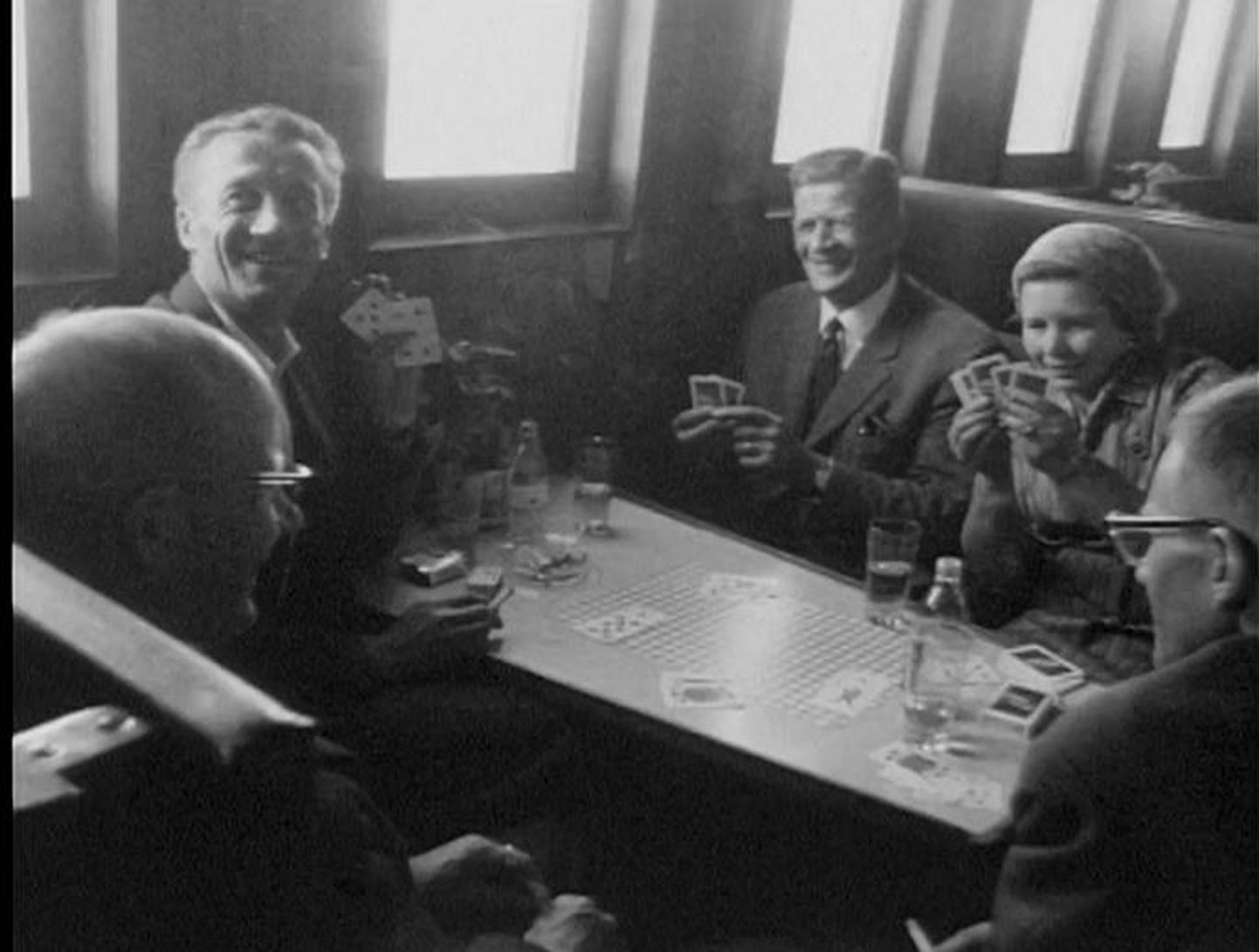 Финские туристы на пароме из Хельсинки в Таллинн в Советское время