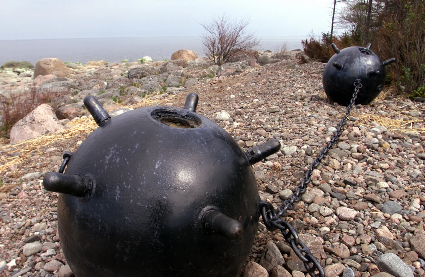 Pildil mälestusmärk ohvriterohkele Juminda merelahingule (aug.1941a).