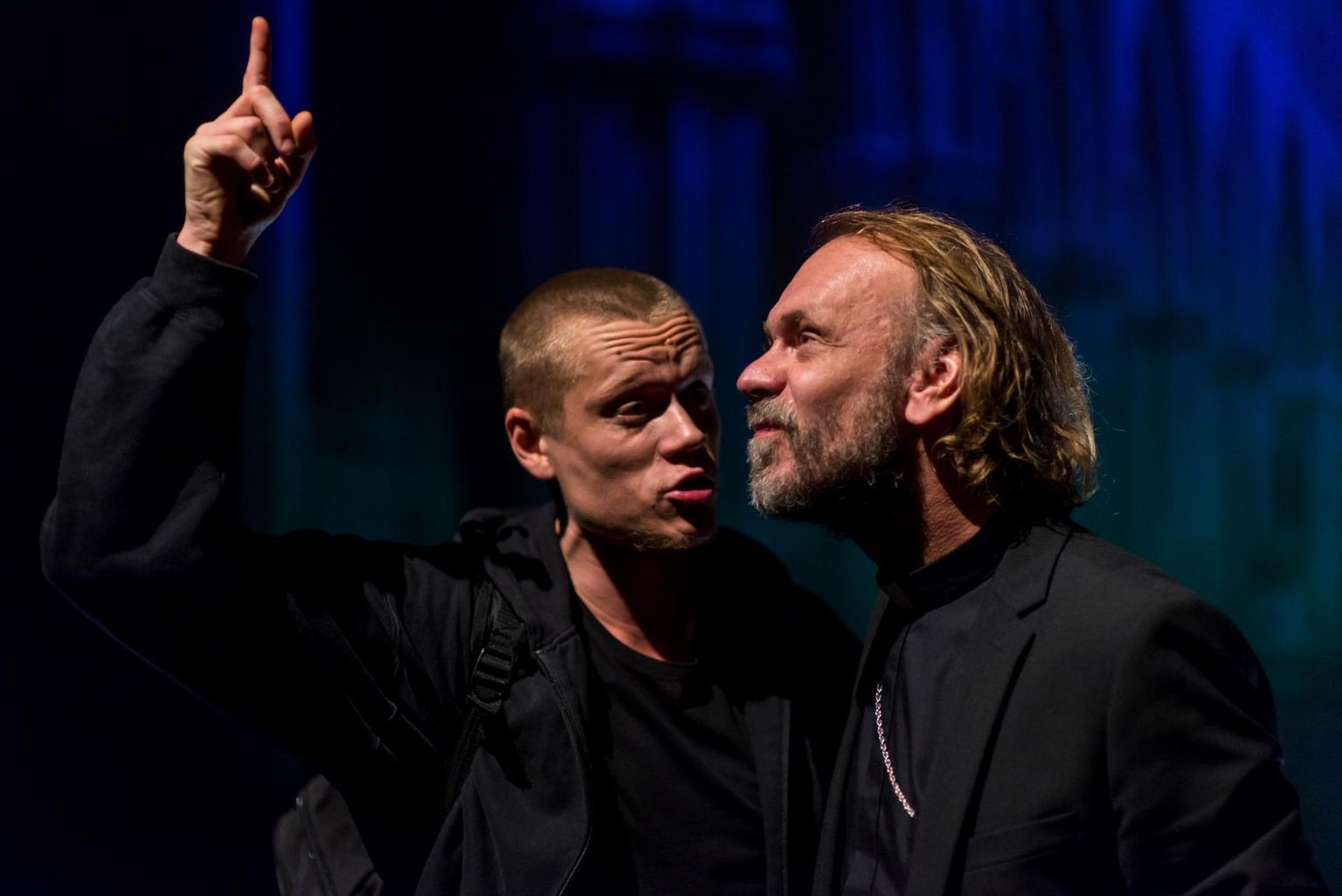 Sander Rebane ja Meelis Rämmeld Endlas esietendunud Marius von Mayenburgi näidendis «Märter».