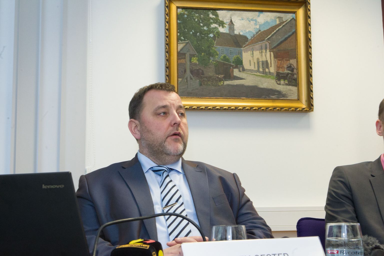 Rahandusminister Sven Sester.