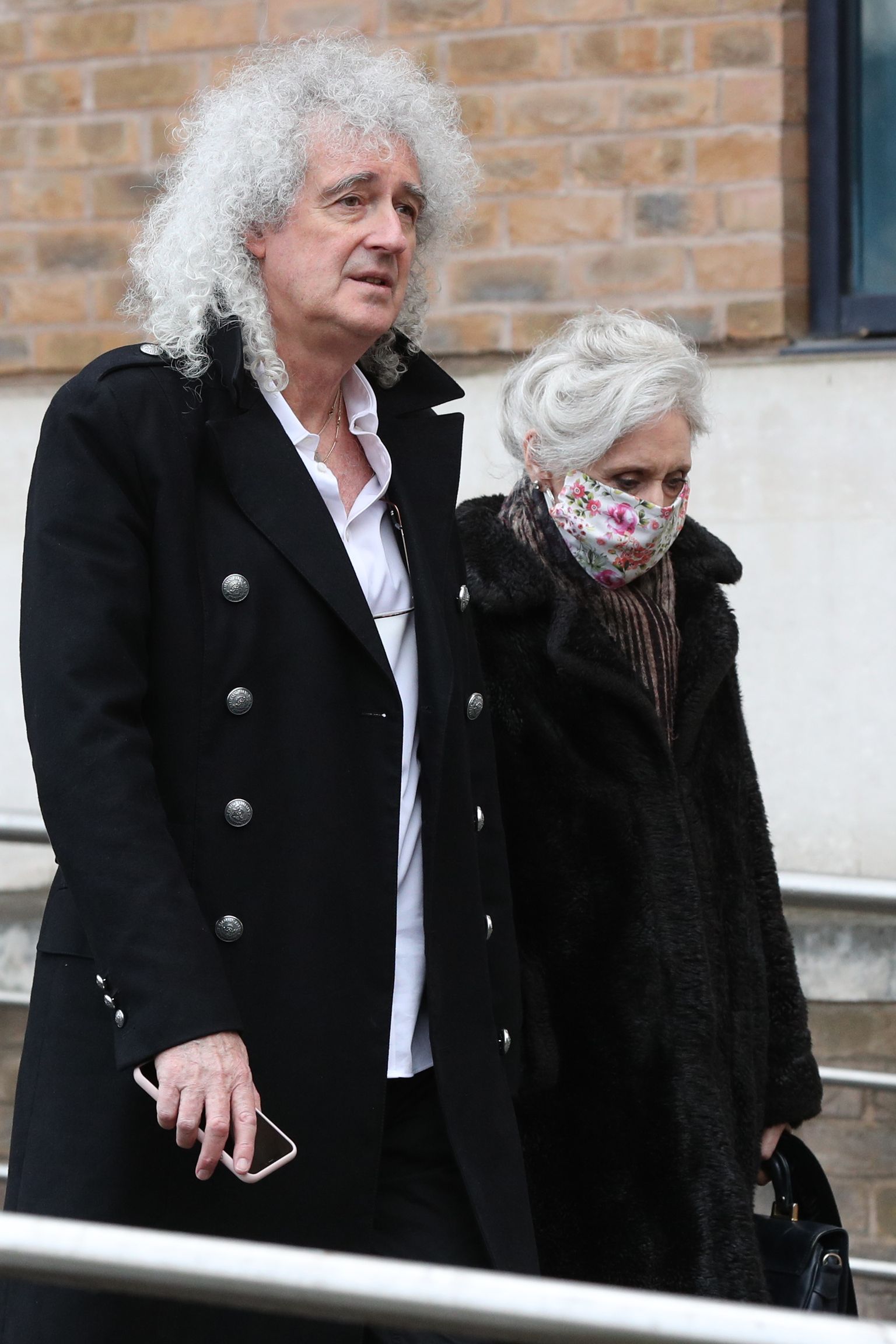 Briti bändi Queen kitarrist Brian May koos abikaasa Anita Dobsoniga.