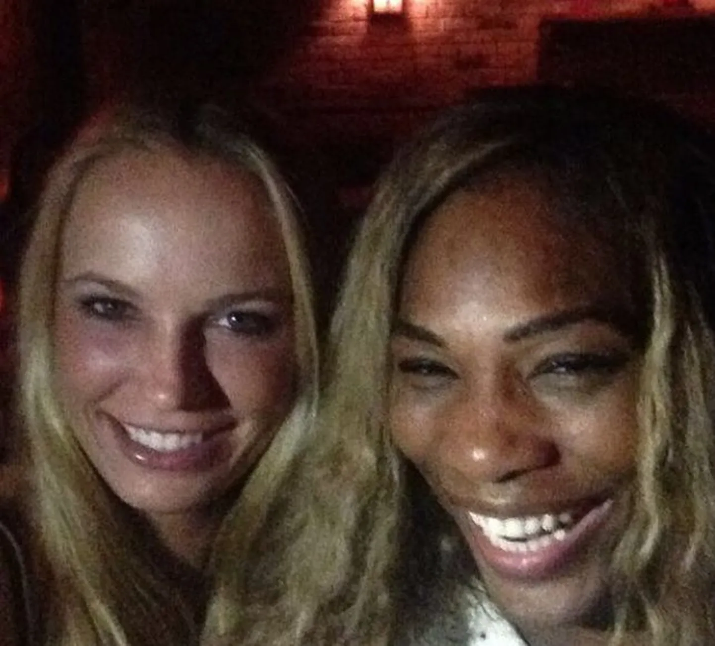 Serena Williams ja Caroline Wozniacki.