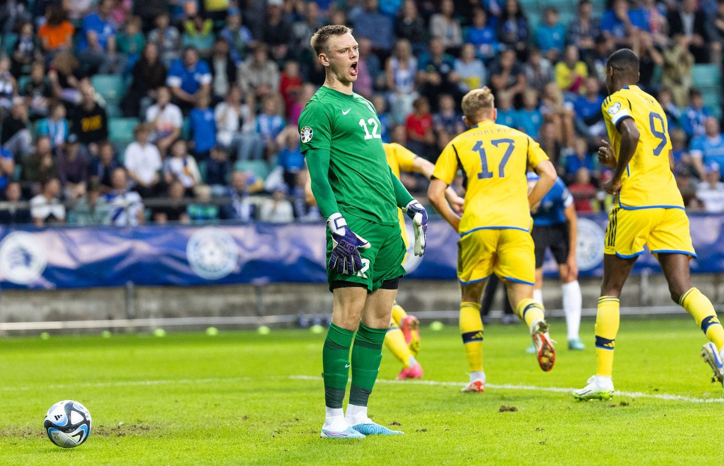 Вратарю сборной Эстонии Карлу-Якобу Хейну после небольшого перерыва, возможно, снова предстоит сыграть против сборной Швеции.