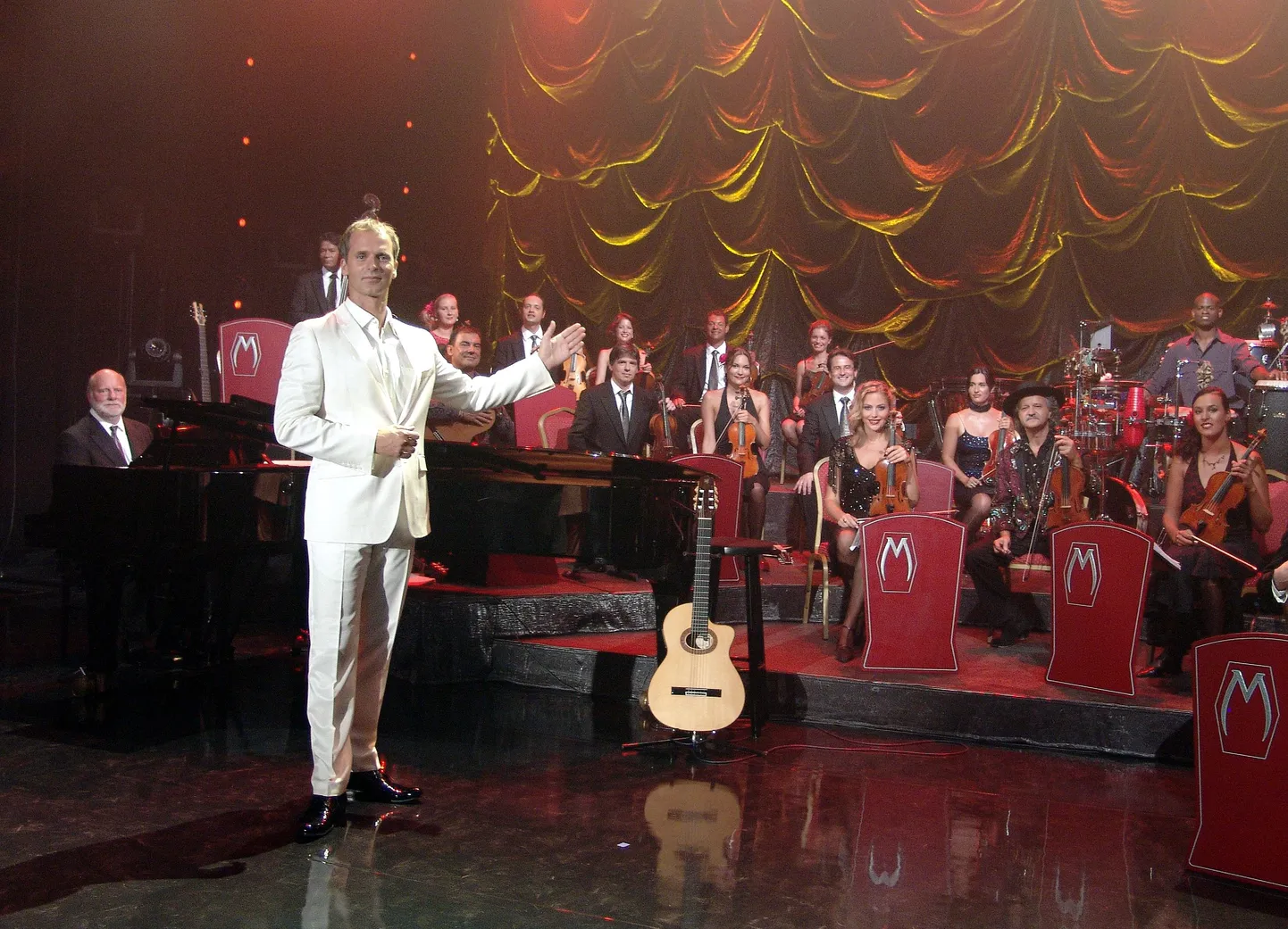 Danny Malando Orchestra.