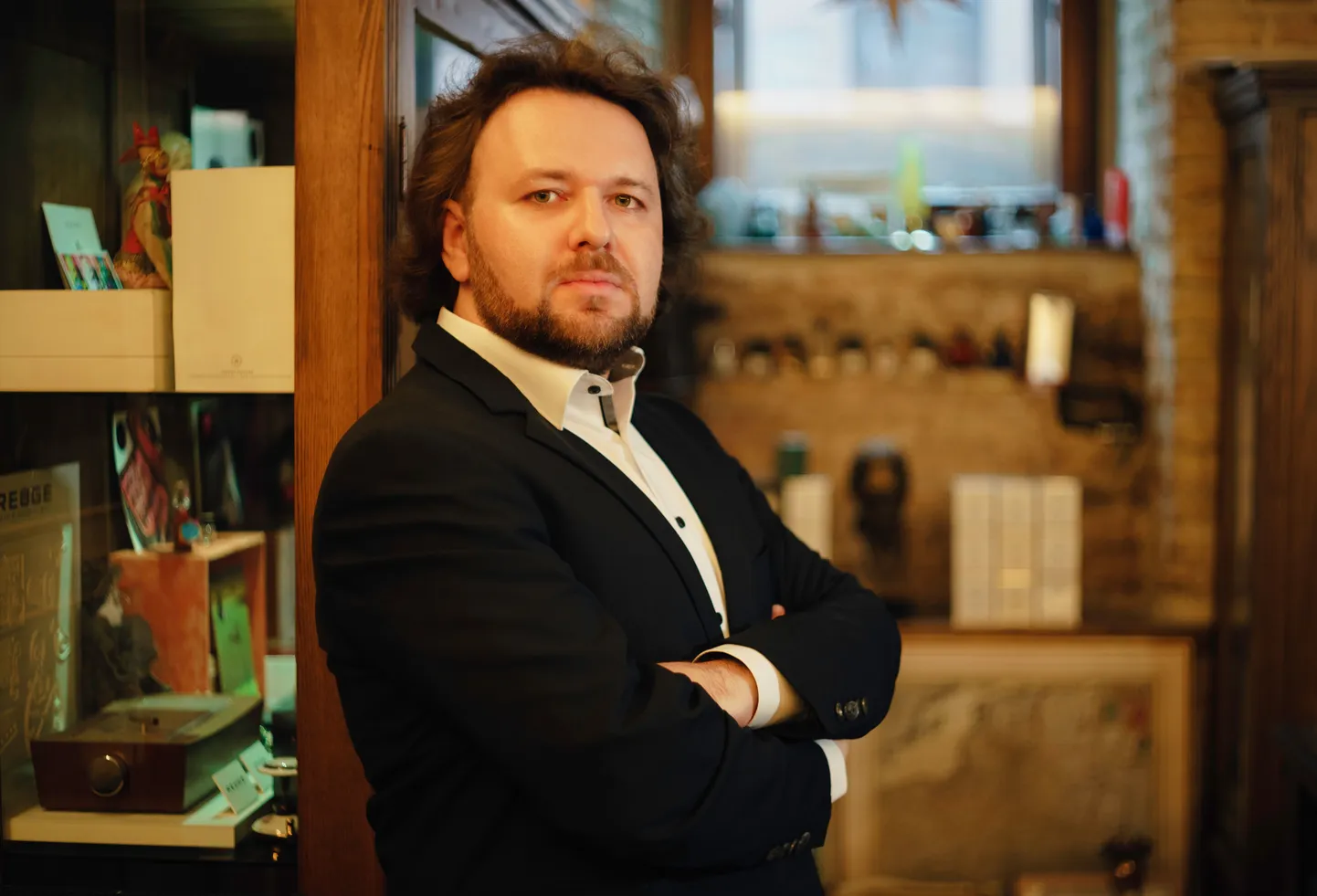 Jevgeni Mravinski muusikafestivali avamisel Narvas esineb noorema põlvkonna silmapaistvamaid pianiste Gintaras Januševičius.