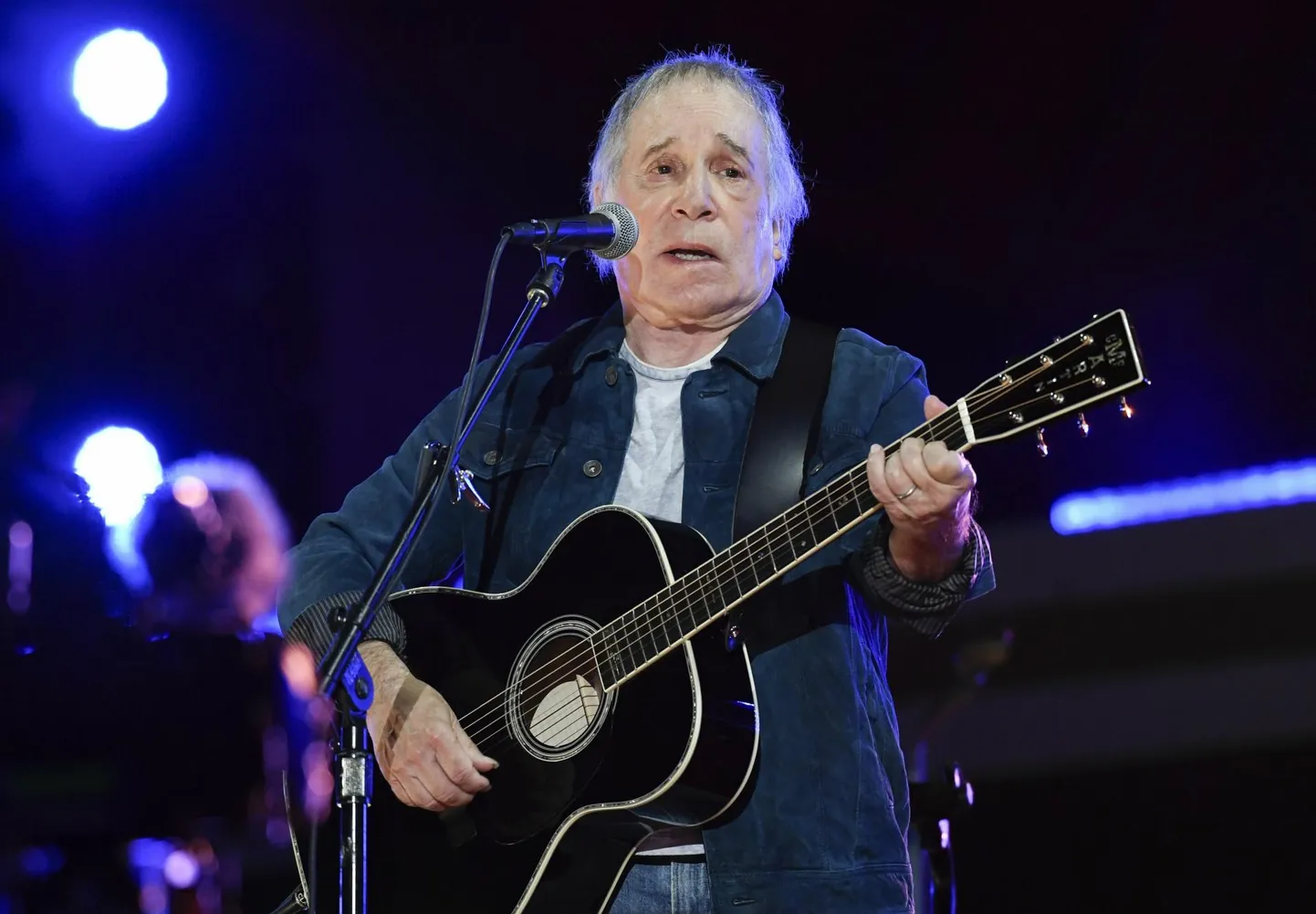 «Seven Psalms» on Paul Simon 15. ja ilmselt viimane stuudioalbum.