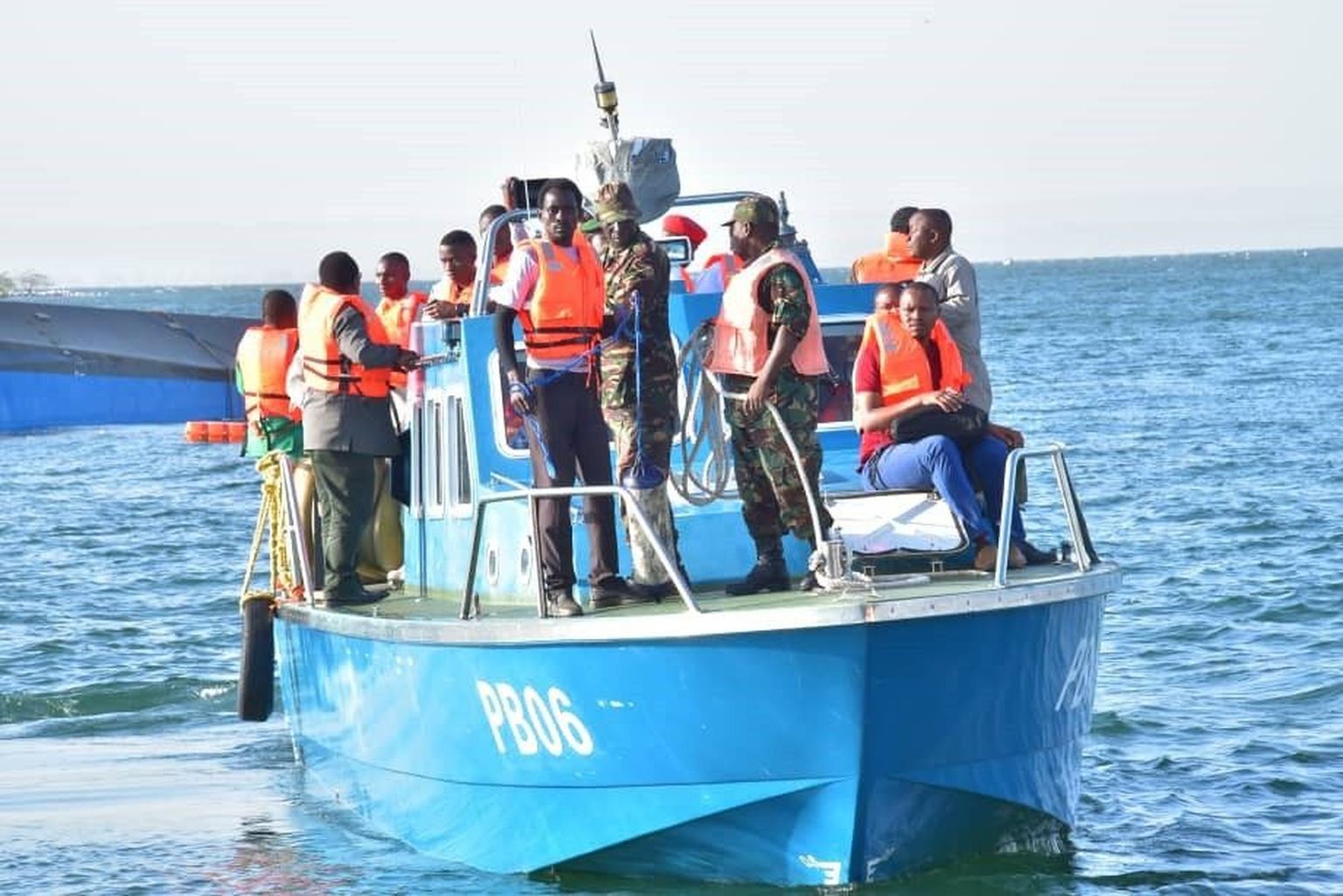 Tansaanias Victoria järvel jätkusid ka täna päästetööd neljapäevase laevaõnnetuse ohvrite leidmiseks.