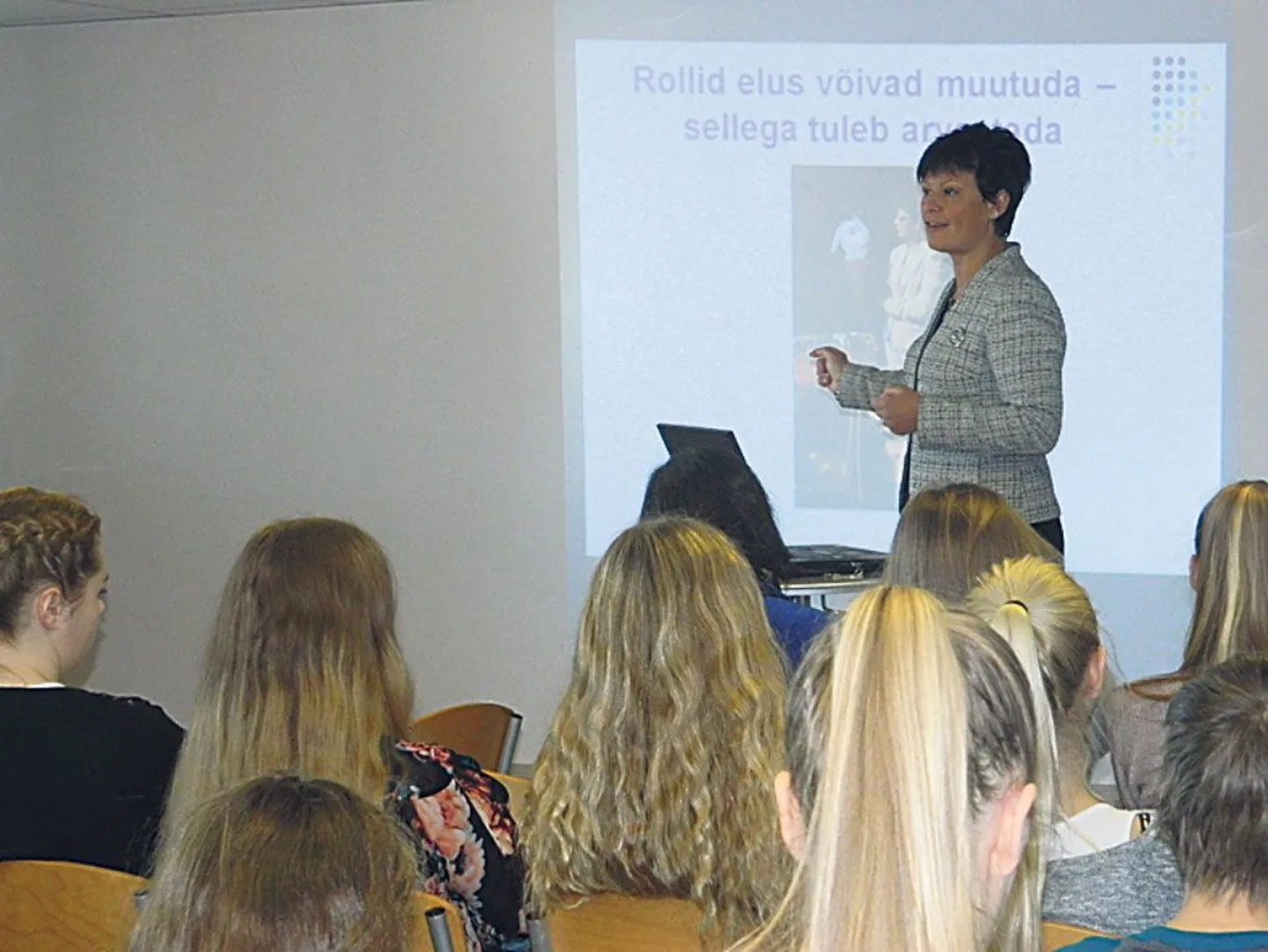 Laine Randjärv jagas õpilastele tarkuseteri, illustreerides neid näidetega oma elust.