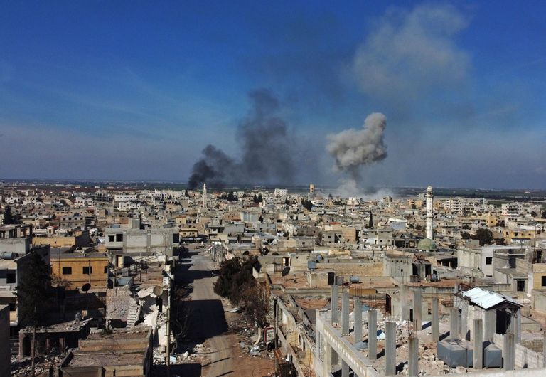 Lahingud Süüria Idlibi provintsi Saraqibi linna lähedal