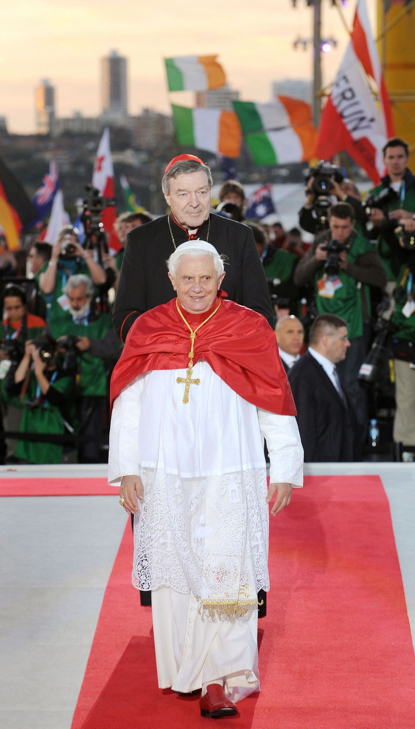 Paavst Benedictus XVI pärast maailma noortele tehtud pöördumist, milles ta kritiseeris teravalt tänapäeva popkultuuri.