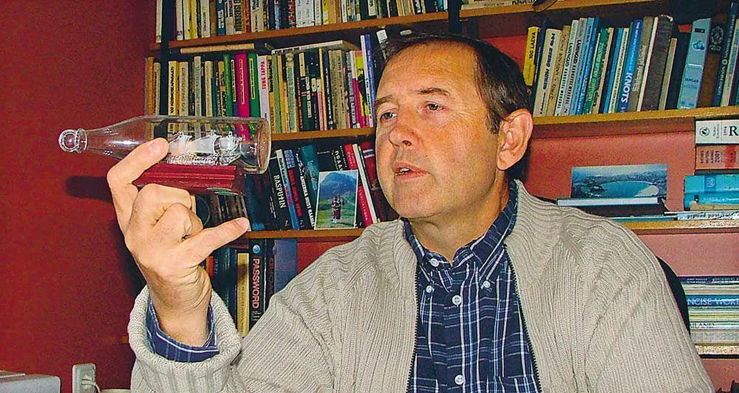 Kirjanik Lembit Uustulnd.