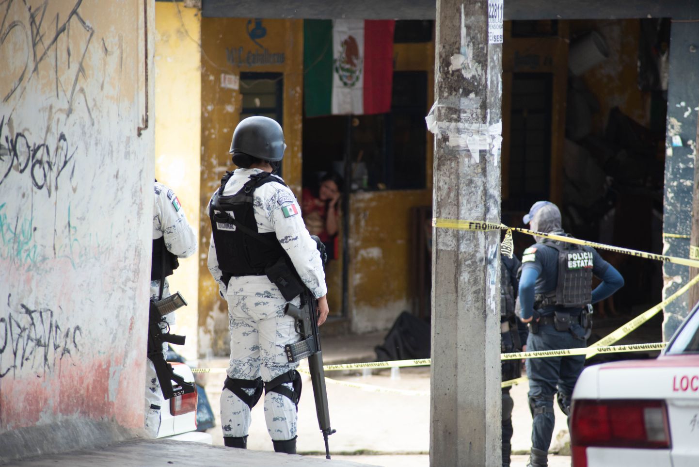 Mehhiko Veracruzi piirkond ägab pideva vägivalla all. Pilt pärineb 2020. 15. septembril aset leidnud tulevahetusest, kus hukkus üks mees.