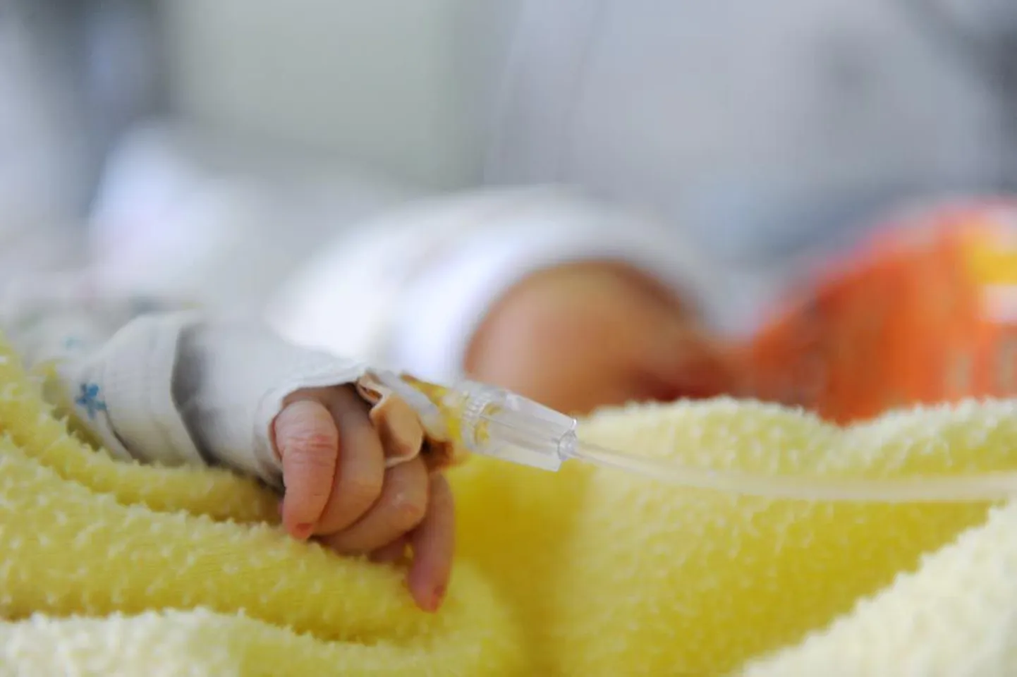 Rotaviirus võib põhjustada imiku ränga haigestumise, mis nõuab kiiret haiglaravi ja tilguti all olemist.